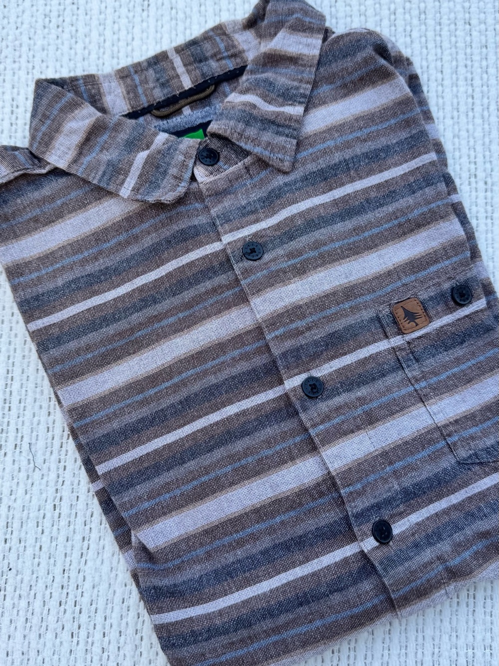 Hippy Tree Striped Brown and Gray Button-Down Shirt Men’s Medium
